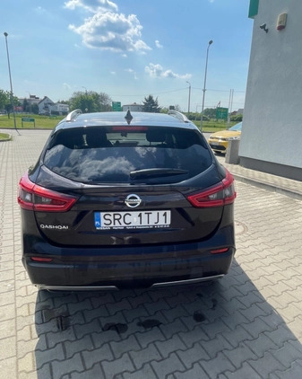 Nissan Qashqai cena 61800 przebieg: 130647, rok produkcji 2017 z Racibórz małe 704